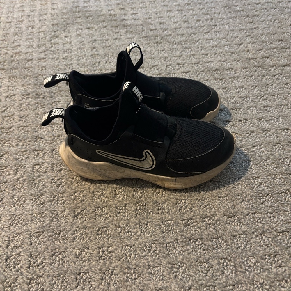 Kid’s Nike Black Flex Slip-On Shoes
